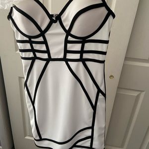 Body con dress black and white